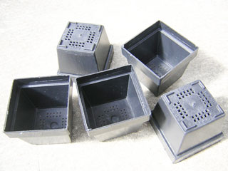Pots carrés  5 cm L x 4 cm H (Sima)   - paquet de 10